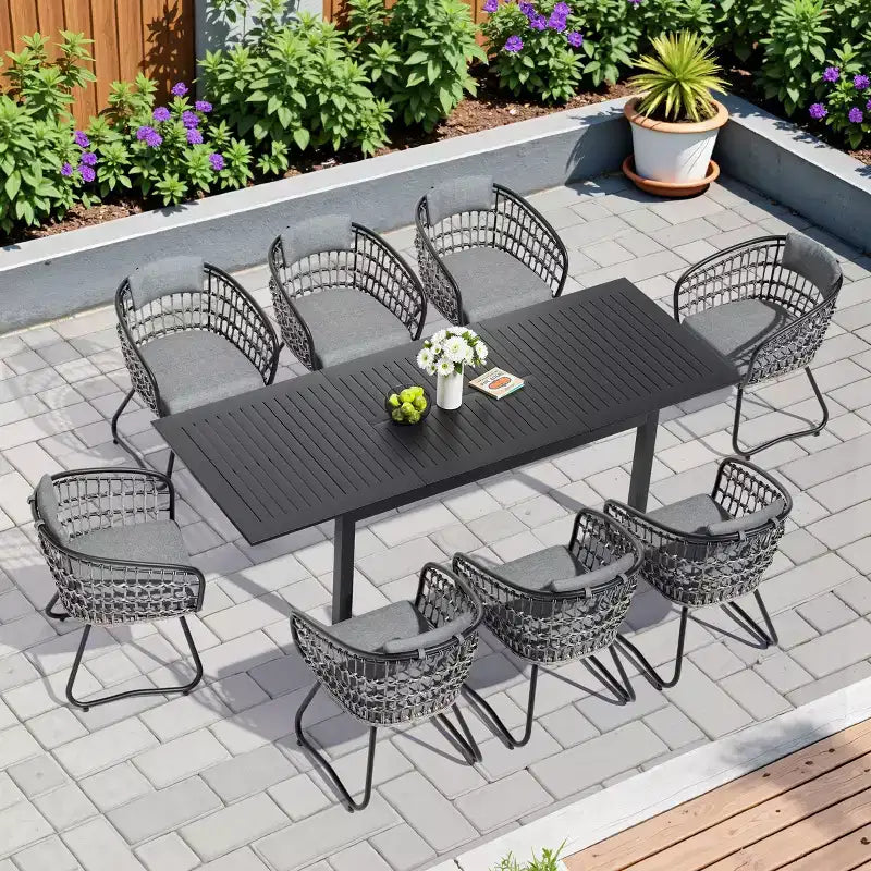 Crestlive Products 9-teiliges erweiterbares Essset für die Terrasse mit rechteckigem Aluminiumtisch für draußen für 6 bis 8 Personen und Rattenstühlen