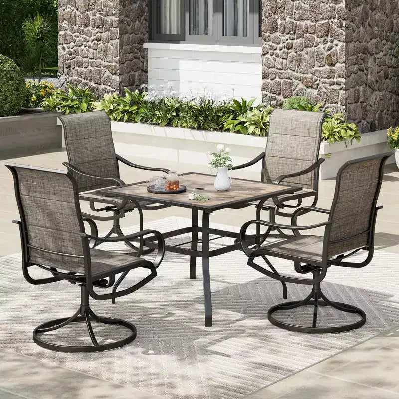 Captiva Designs 5-teiliges quadratisches Essgarnitur-Set für die Terrasse in Holzoptik mit Sonnenschirmöffnung und drehbaren Textilene-Stühlen