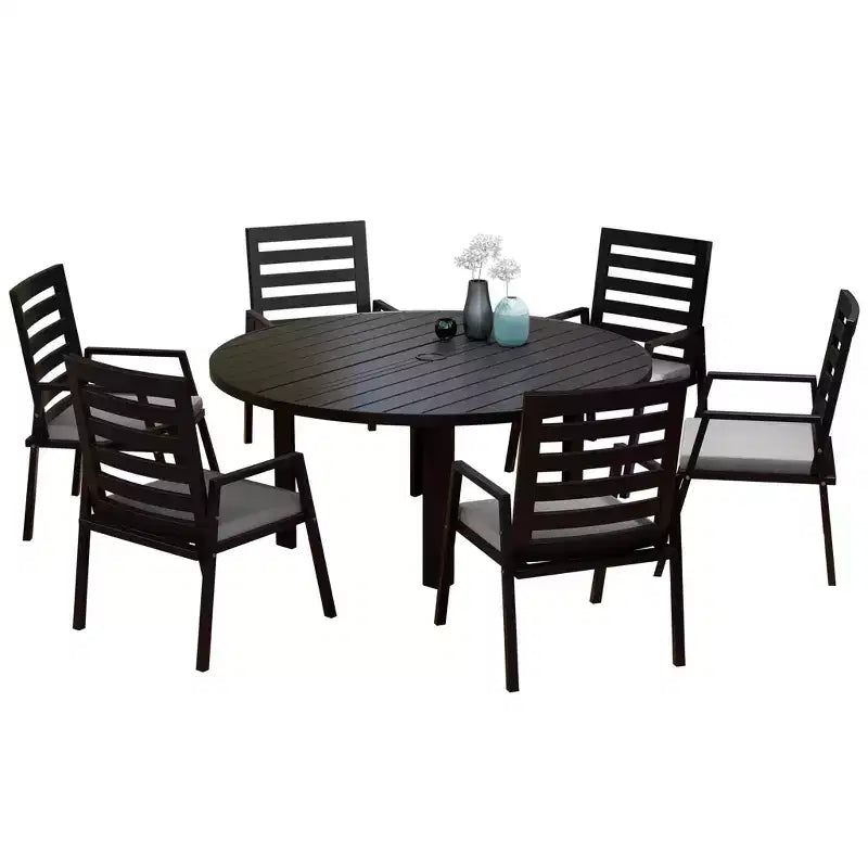 Set da pranzo da patio LeisureMod Chelsea da 7 pezzi, tavolo da pranzo rotondo in alluminio da 60 e 6 sedie da pranzo con braccioli