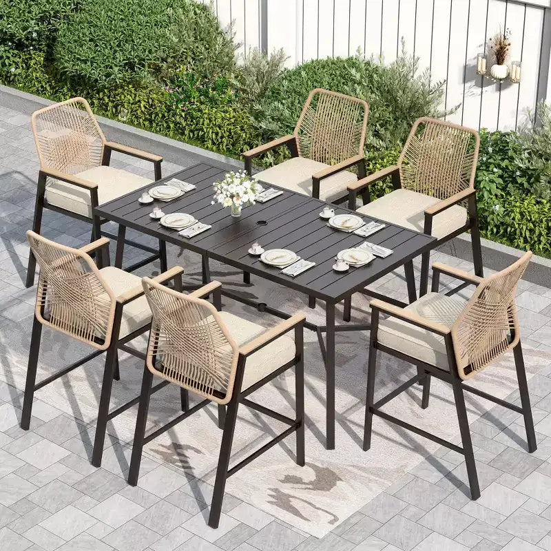 Set da pranzo da patio con bar Captiva Designs, con tavolo da bar in acciaio e sgabelli da bar in rattan con cuscini