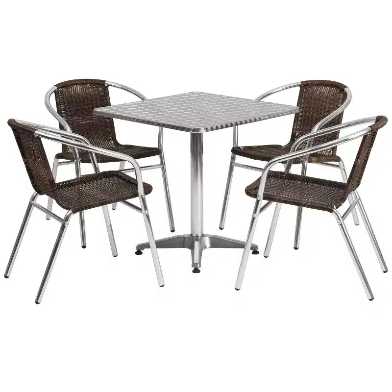 Emma and Oliver 27,5" quadratisches Aluminium-Gartentischset mit 4 Rattan-Stühlen