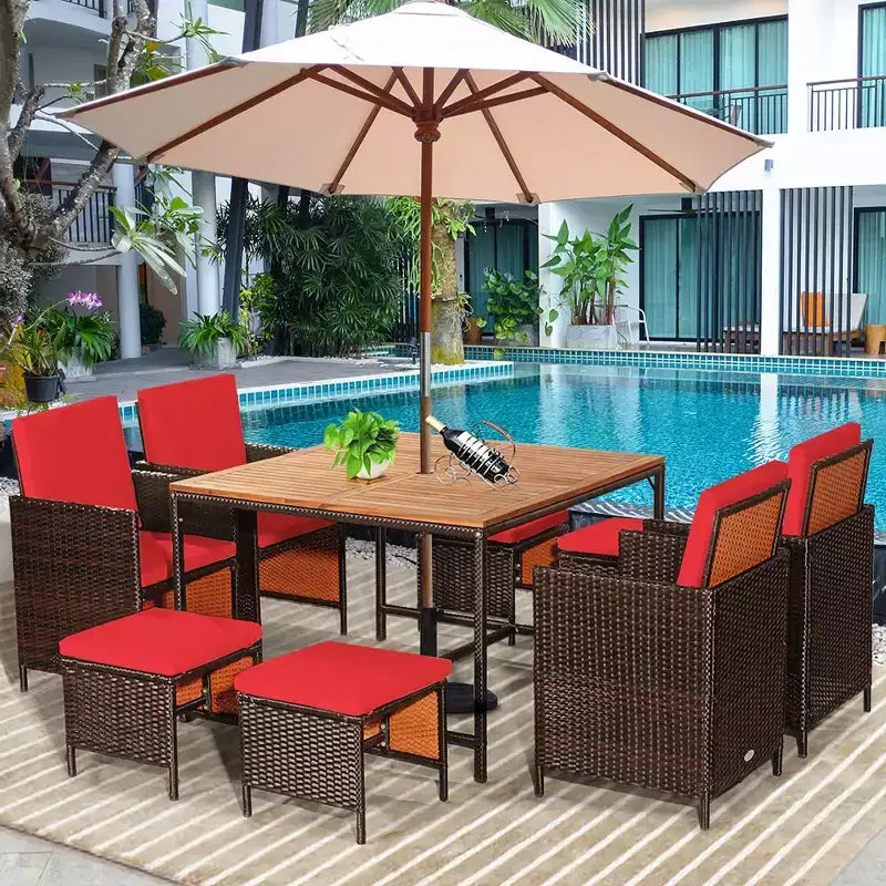 Costway 9-teiliges Rattan-Essset für die Terrasse mit gepolsterten Stühlen, Hocker und Tischplatte in Holzoptik, Weiß/Rot/Schwarz