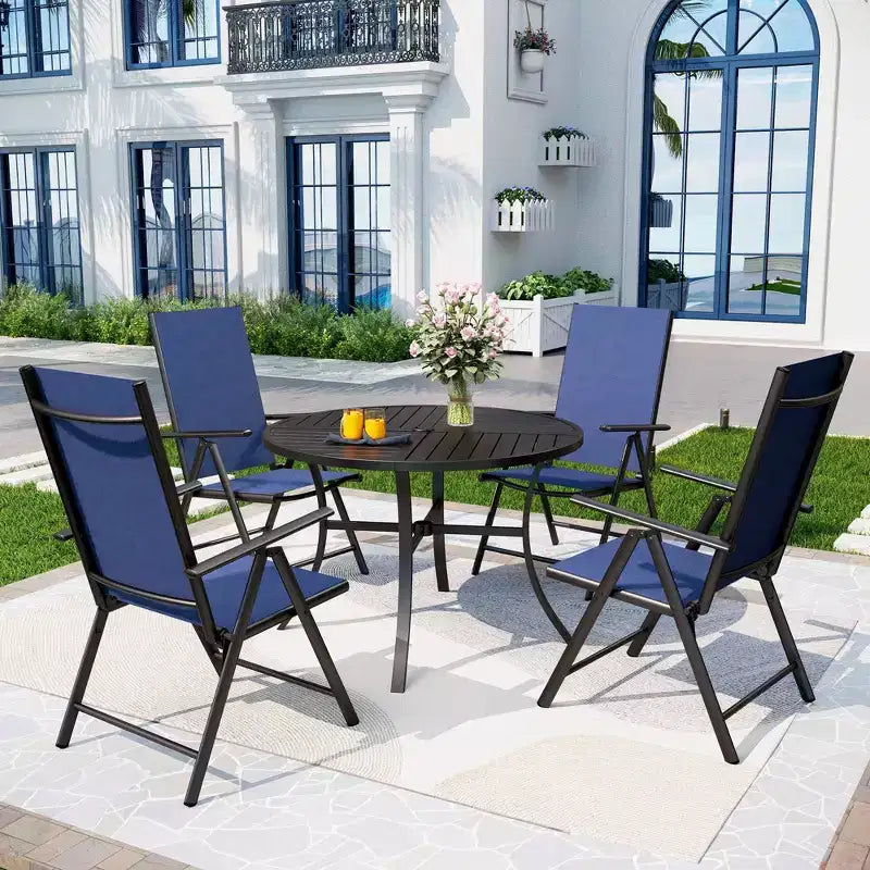 Captiva Designs 5-teiliges Outdoor-Ess-Set mit 7-fach verstellbaren Klappstühlen und rundem Metalltisch mit Sonnenschirmöffnung